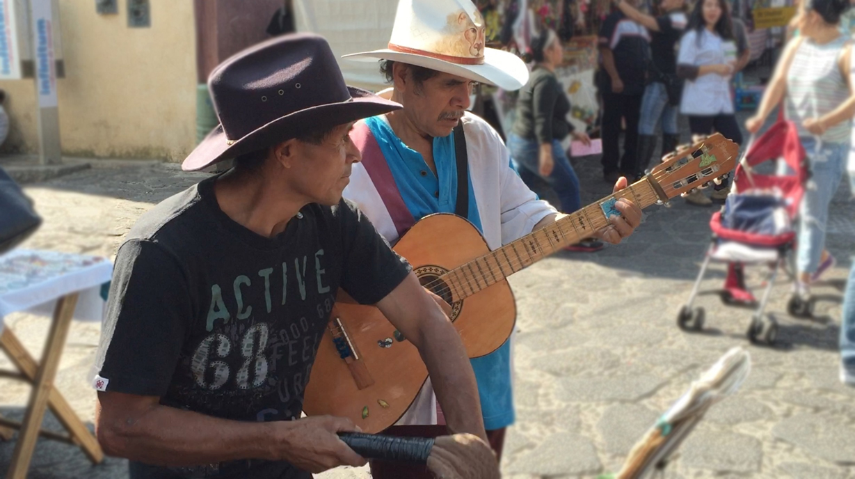 musicos mexicanos en tepoztlan mexico