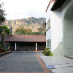 Centro Cultural Pedro López Elías biblioteca sustentable tepoztlán