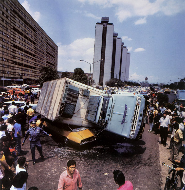 mejores-fotografos-mexicanos-enrique-metinides-4